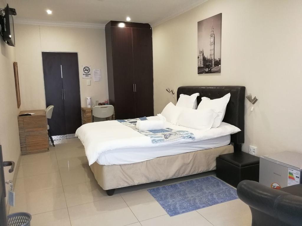 Tsumeb Guesthouse Kamho Kültér fotó