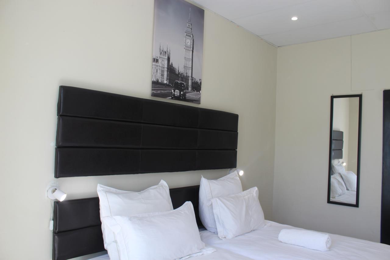 Tsumeb Guesthouse Kamho Kültér fotó