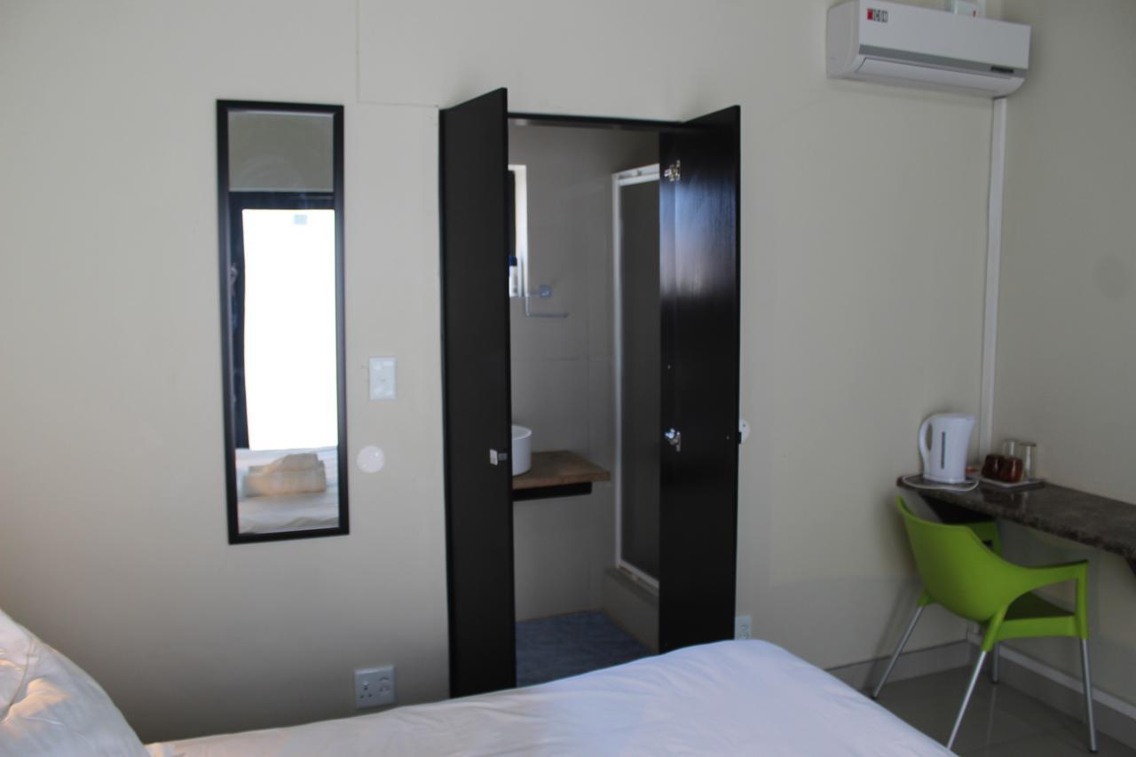 Tsumeb Guesthouse Kamho Kültér fotó